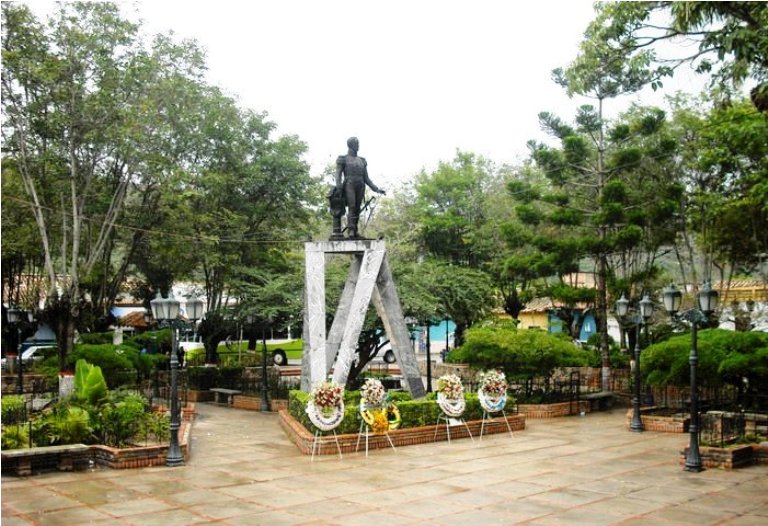 plaza bolivar, samir sanchez 2010