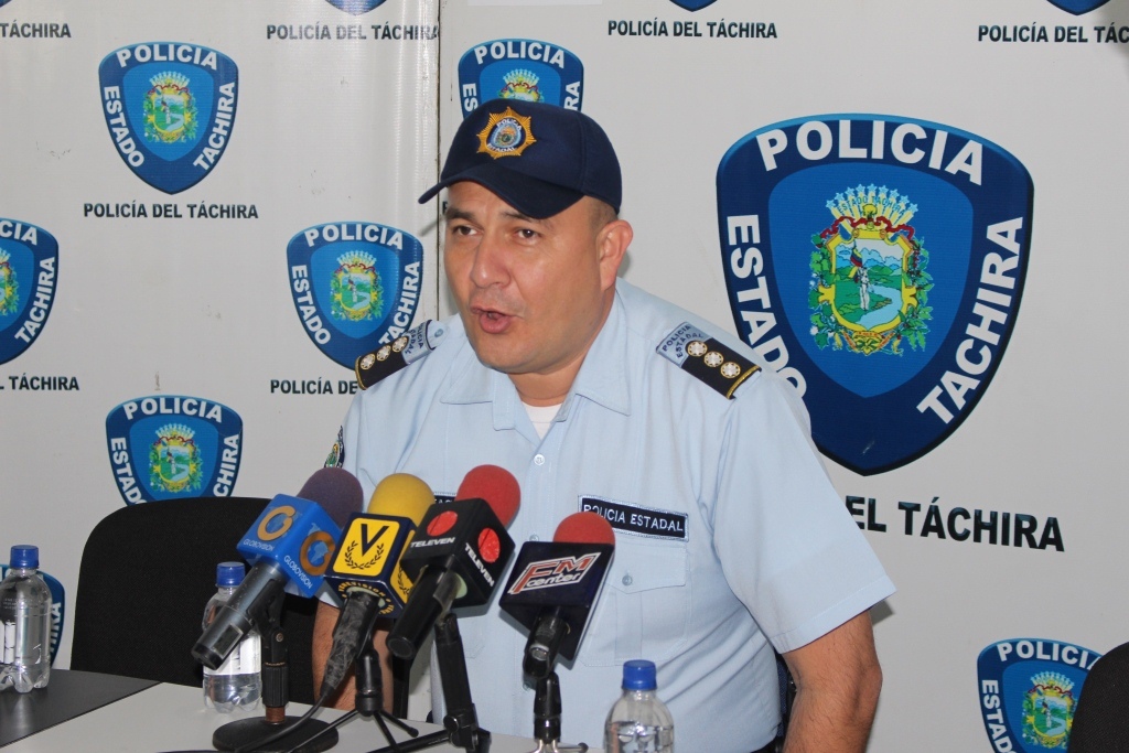 El jefe policial, Miguel Arias
