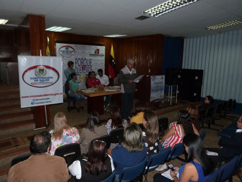 Autoridades de Salud presentan lineamientos para el año fiscal 2015