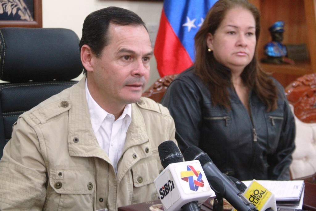 El gobernador Vielma Mora lamentó la muerte del estudiante Kluiverth Roa