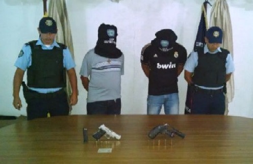 Ambos sujetos fueron detenidos dentro de la clínica