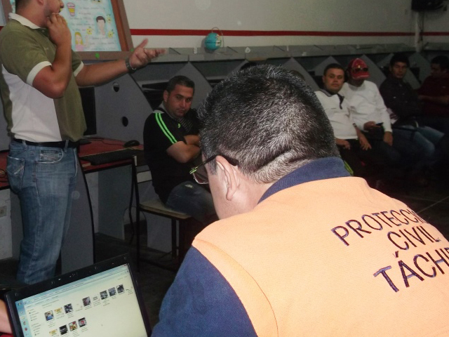 Parte de la charla de Autoprotección.