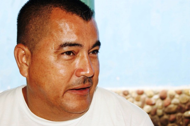 Oscar Camperos, trabajador de Caimta desde 1997