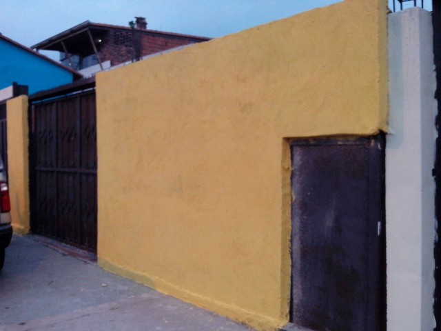 Mejoramos las fachadas de las viviendas, logrando       el buen vivir en Las Margaritas de La Concordia.