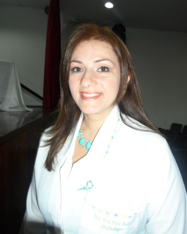 Dra. Yira Peña, especialista en Glaucoma y adjunto al Servicio de Oftalmología del Hospital Central de San Cristóbal.