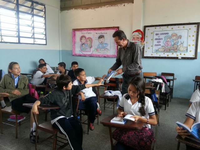 Unidad Educativa Estadal Pablo Emilio Ostos - Mcpo Junin Emilio Ostos