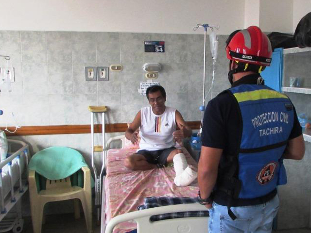 Visita al piso 10 del Hospital Central de San Cristóbal.