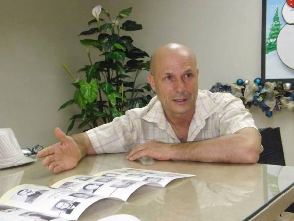 Gerardo Duque, humorista, pintor,poeta y actor.