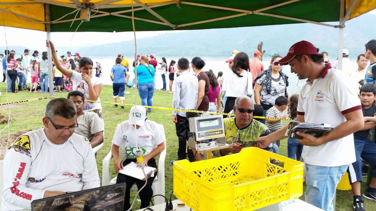Funcionarios de Cotatur brindaron atención a todos los participantes de la Válida de Pesca Deportiva de Pavón