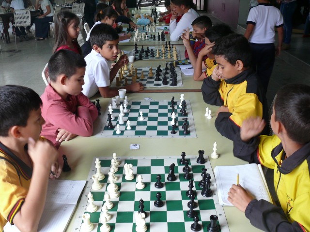 Los ajedrecistas escolares de la Dirección de Educación participarán a partir del 2 de mayo en la Vuelta al Táchira en Ajedrez.