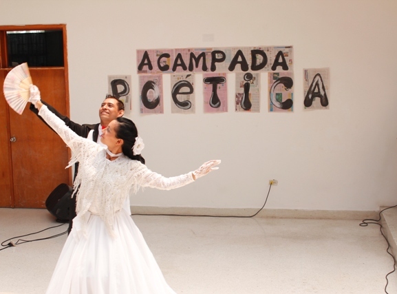 Elegancia y distinción con danza de la Fundación Misión Cultura. 
