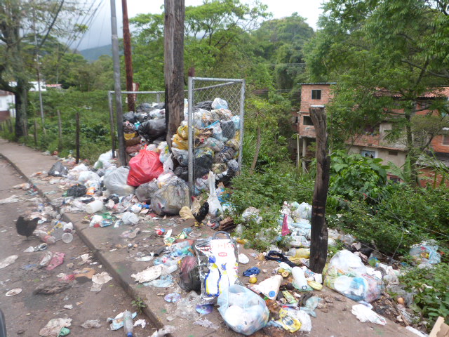 dtto9 basura  (2)