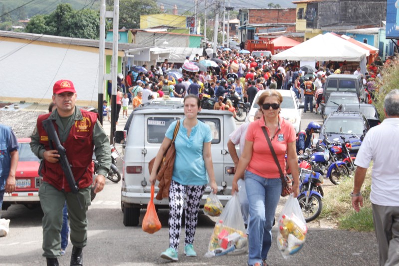 61 aniversario de Hugo Chávez se conmemoró con Jornada Social en Barrio Las Margaritas 