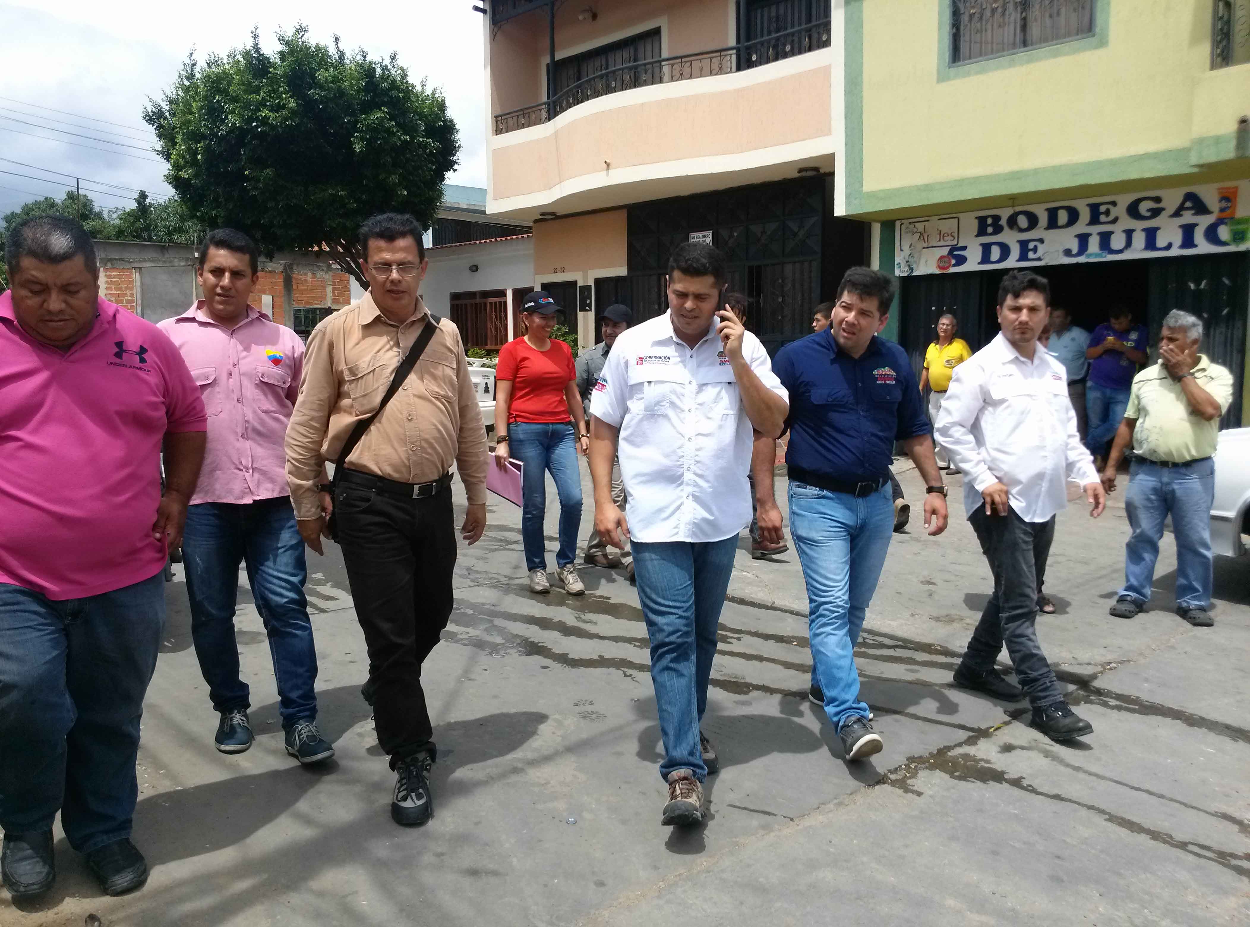 Recorrido por el barrio 5 de Julio, del municipio Bolívar