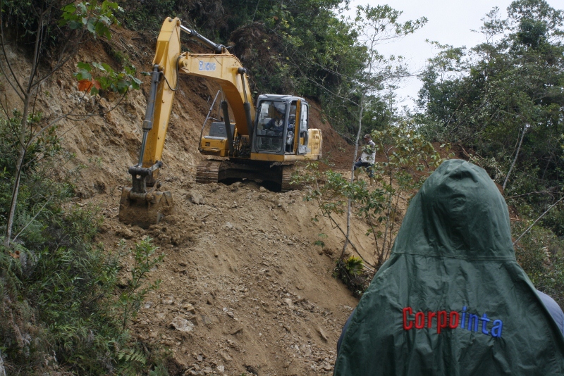 Rompe de Carretera Sector Capachito Aldea San Francisco Mcpio Sucre (800x534)