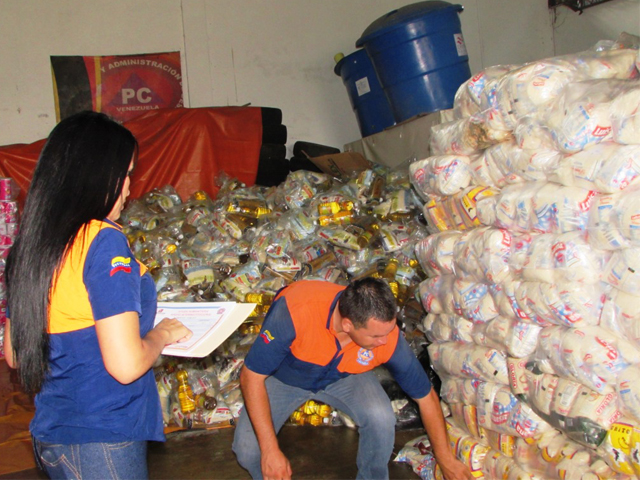 Parte de la ayuda humanitaria que se encuentra en aeropuerto de paramillo.