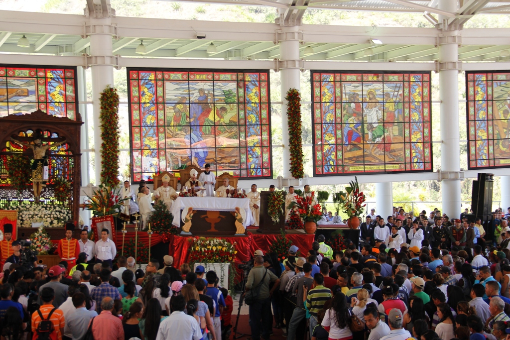 Misa Central Santo Cristo Grita (163)