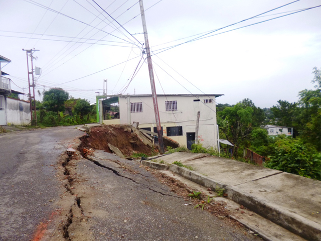 Deslizamientos de terreno que se presentaron en la zona.