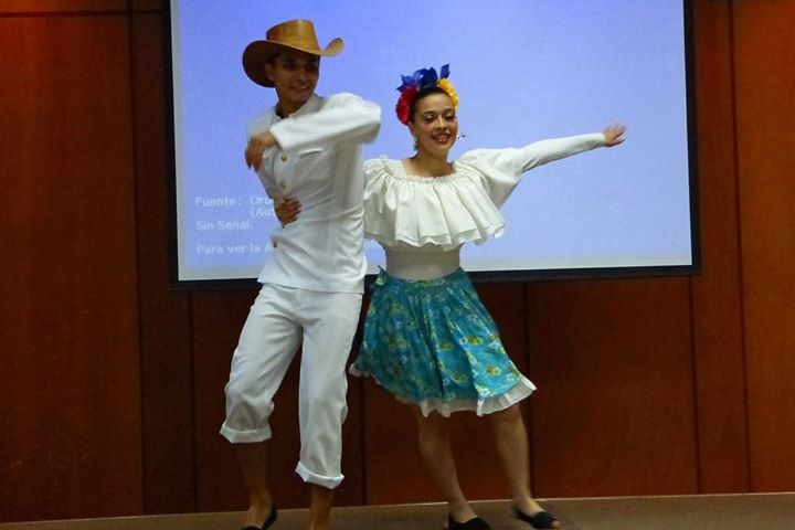 Danzas Pirineos interpretó piezas de la música recia venezolana