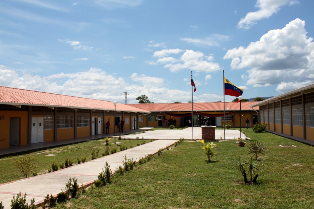Inauguración Liceo Bolivariano Freddy Wilson Acebedo (82)
