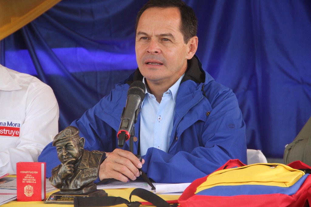 Gobernador José Gregorio Vielma Mora  (3)