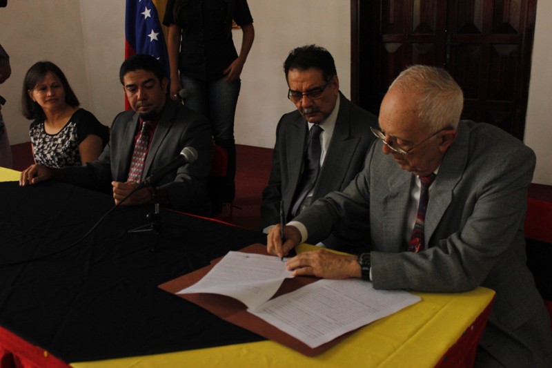 Firma convenio (32)