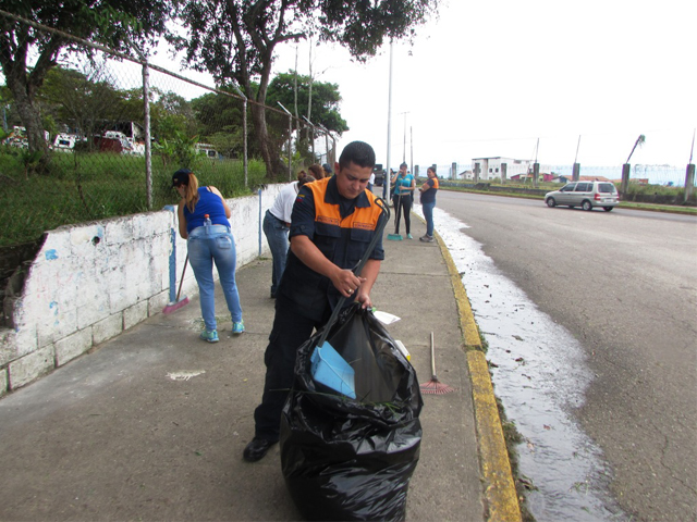 Trabajos de embellecimiento realizados en la sede de PC Táchira.