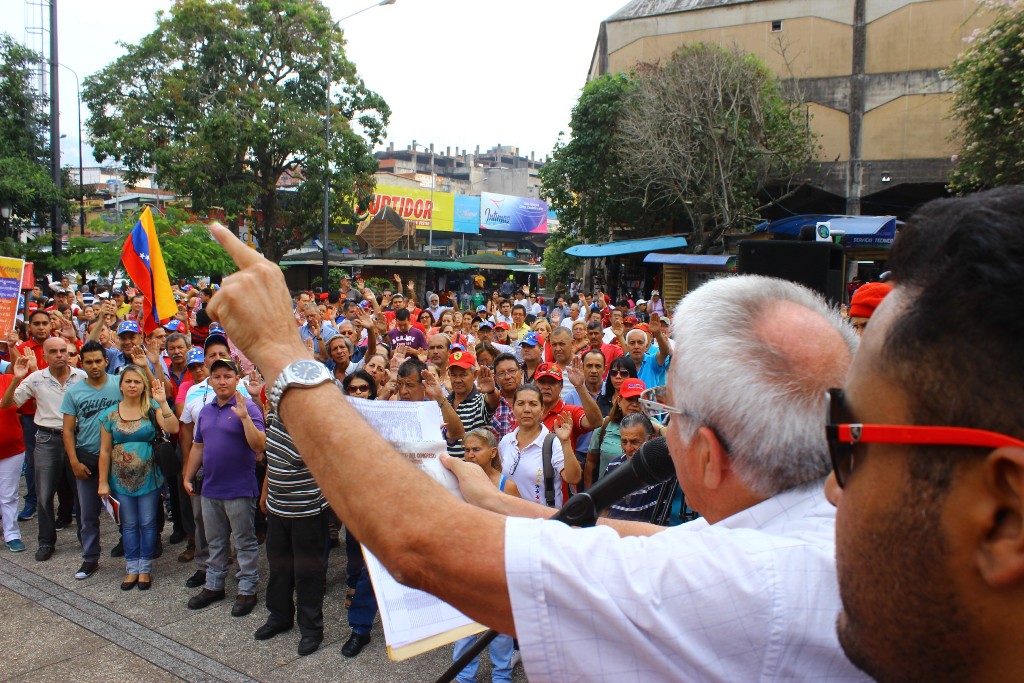 Copia de Copia de 3 años muerte de chavez (36)