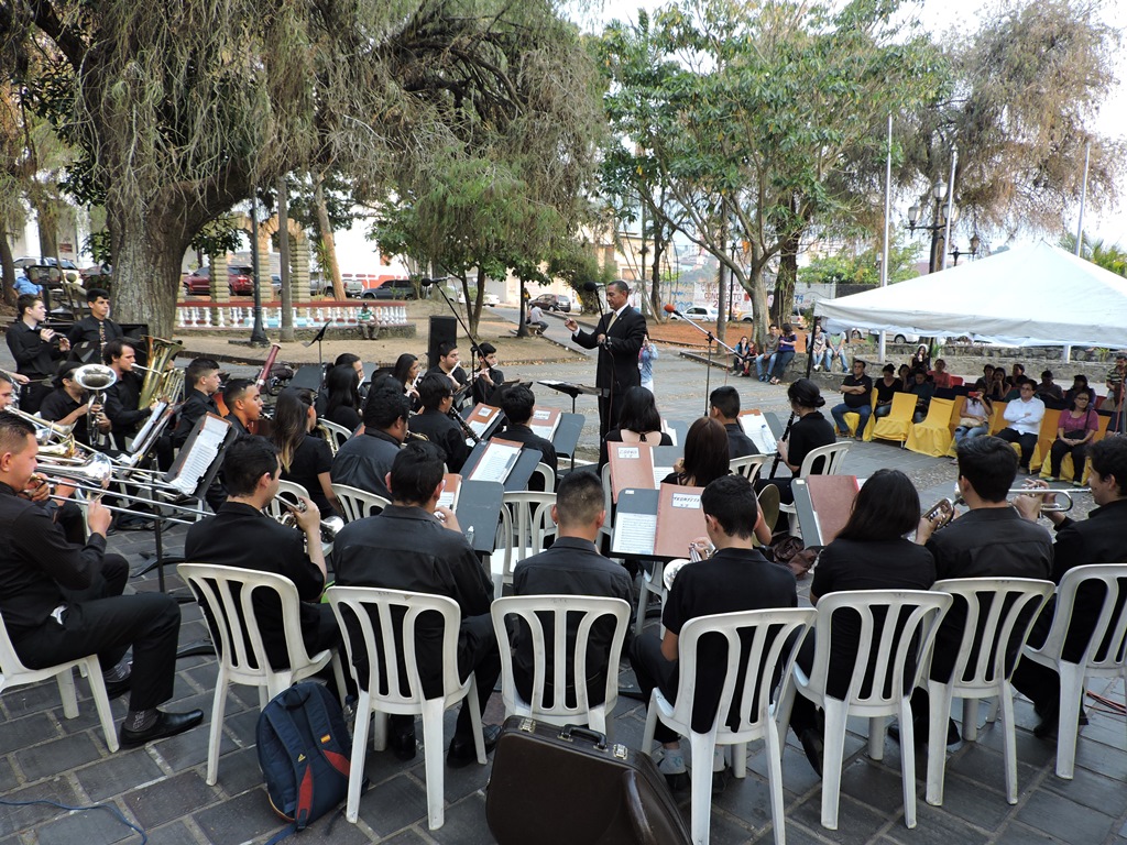 La Big Band Núcleo Táriba Fundamusical Simón Bolívar.