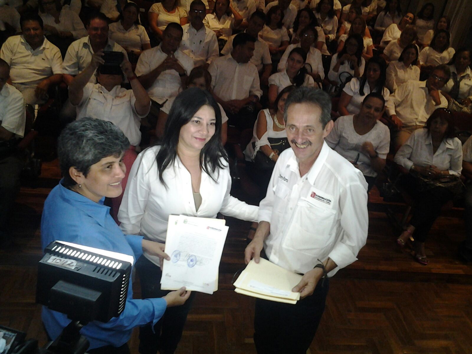 entrega credenciales a directores escuelas tachira2