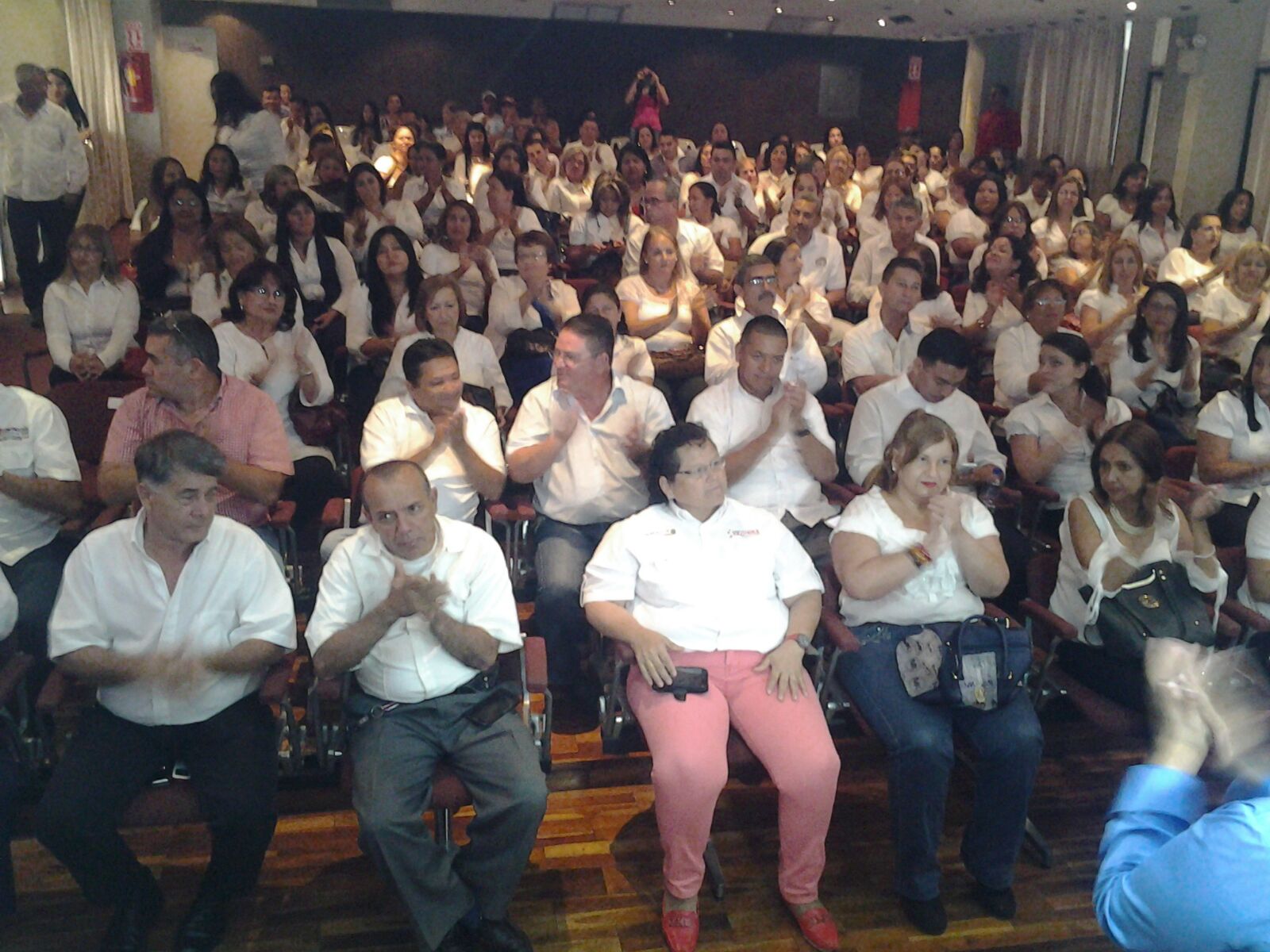 entrega credenciales a directores escuelas tachira3