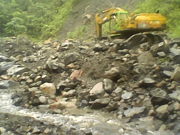 Canalización y protección estribos en l Quebrada L Negra Mcpio Cárdenas (3)