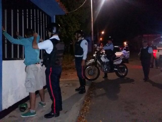 Entre los detenidos se encuentran 4 adolescentes y 1 adulto