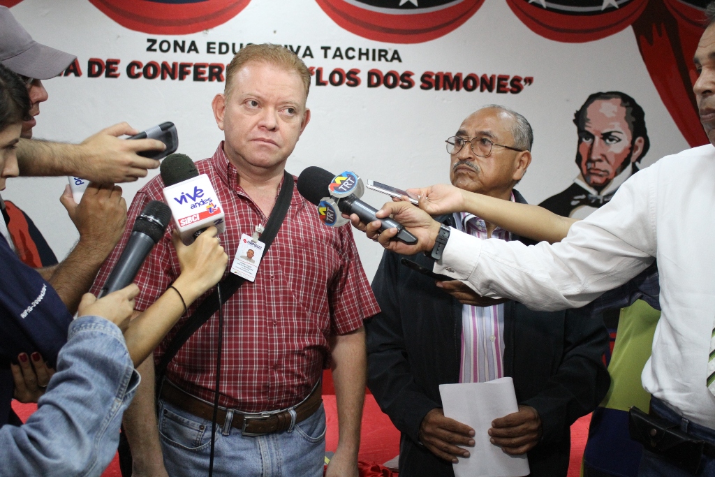 Jhony Castro, Coordinador ahorro energético corpoelec (2)