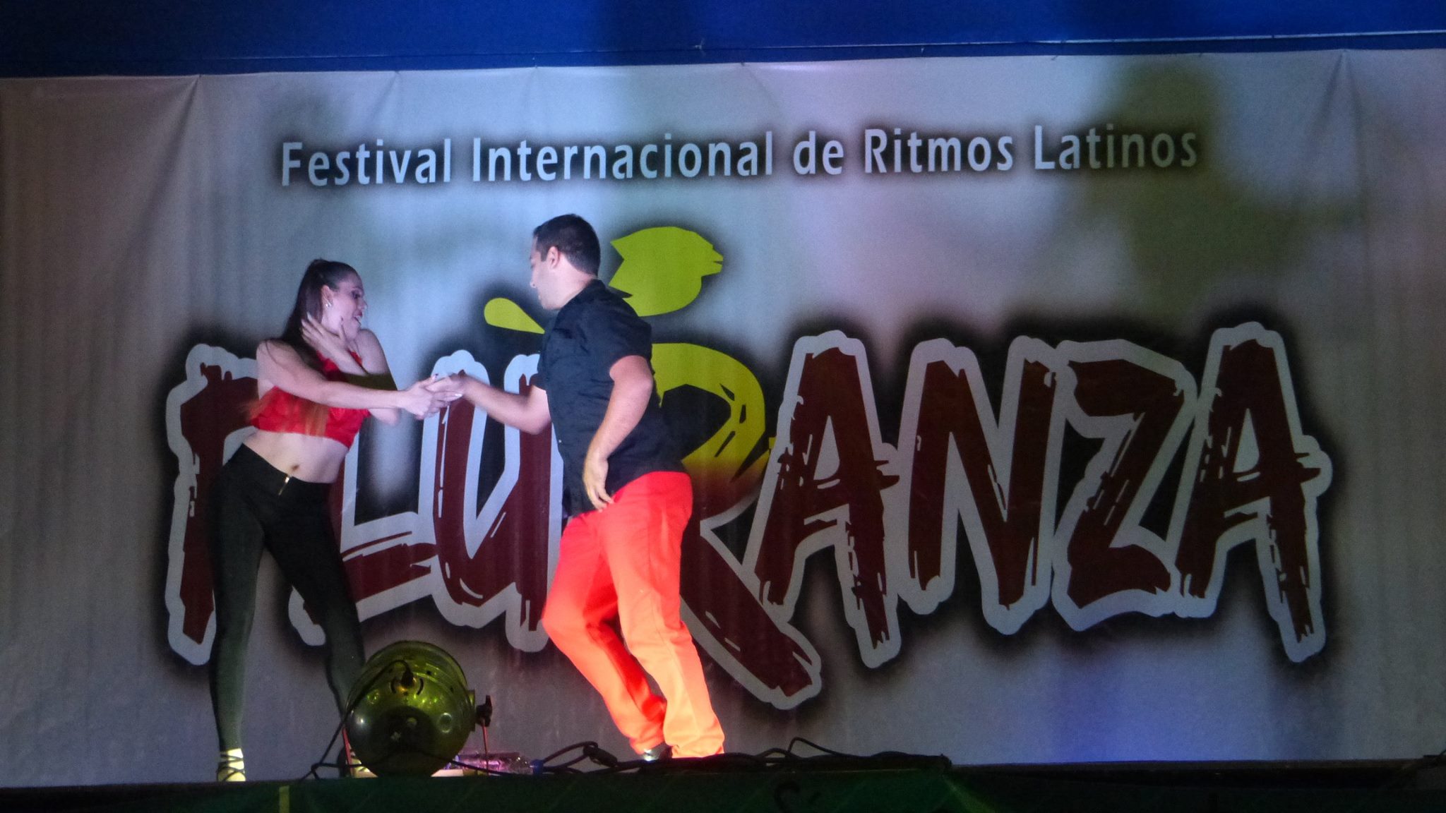 Bailamos Bachata en escena