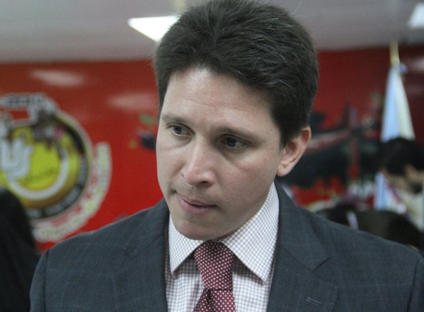 Dr. Luis HernándezC