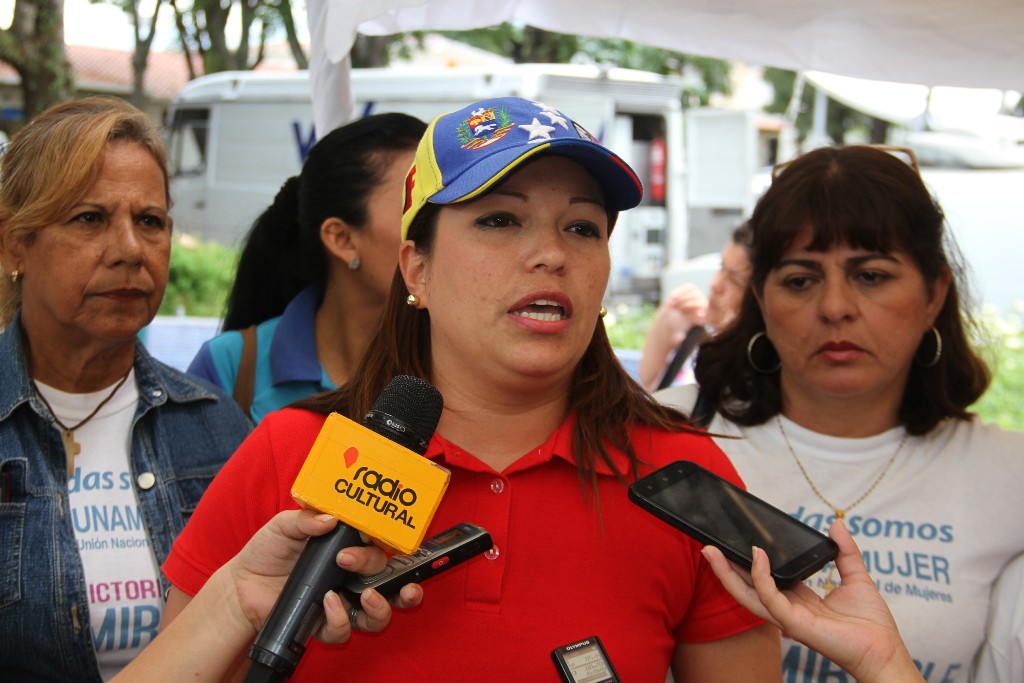 Elaine Mendez (1)