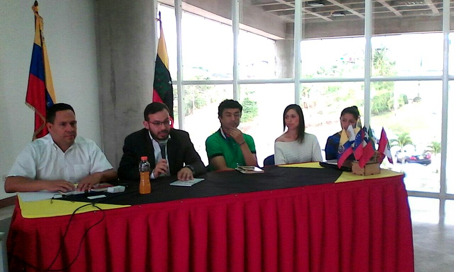 Seminario "La Geopolítica del Rentismo" organizado por la Dirección de política