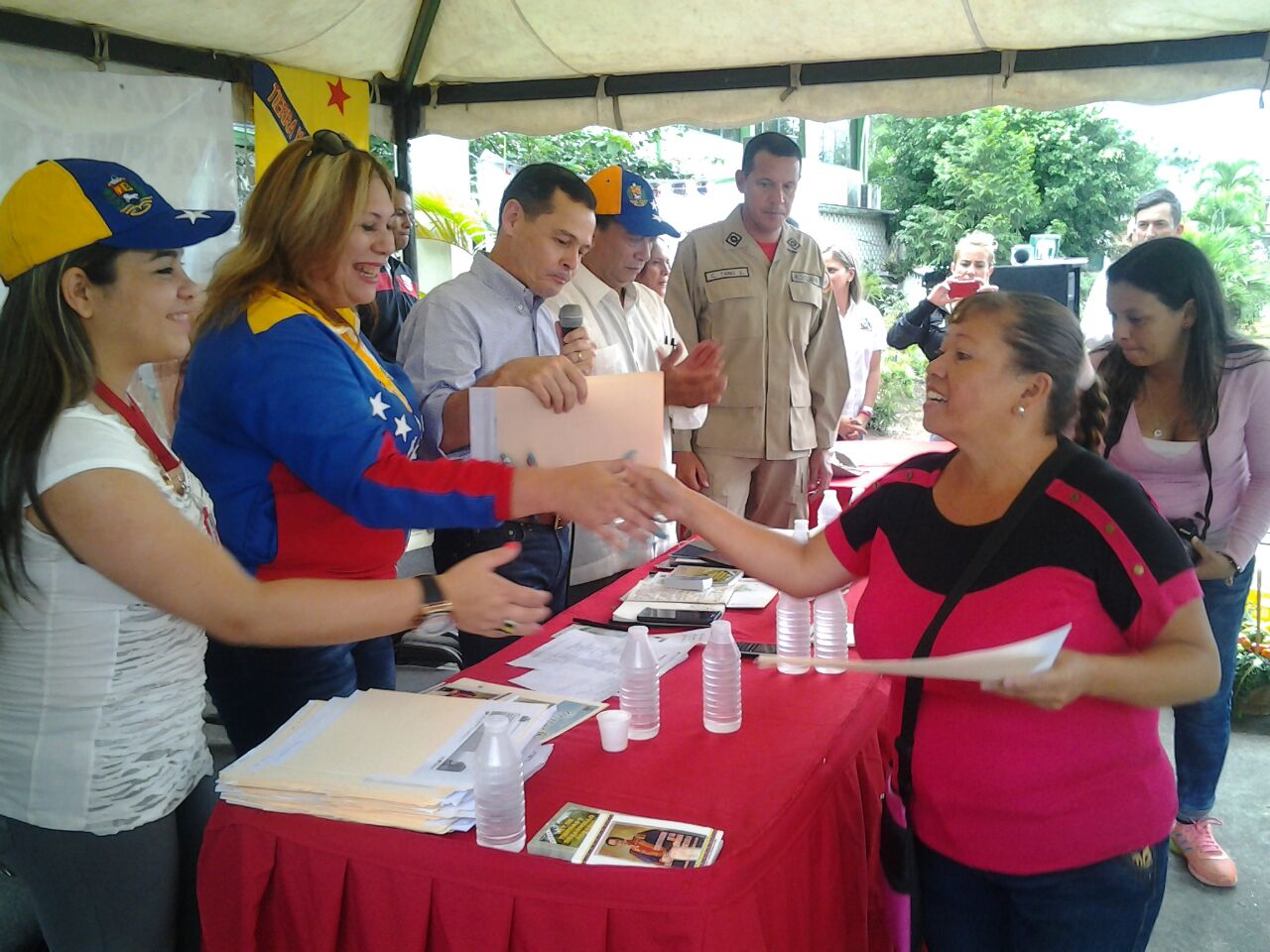 entrega de tierras Inti (20)