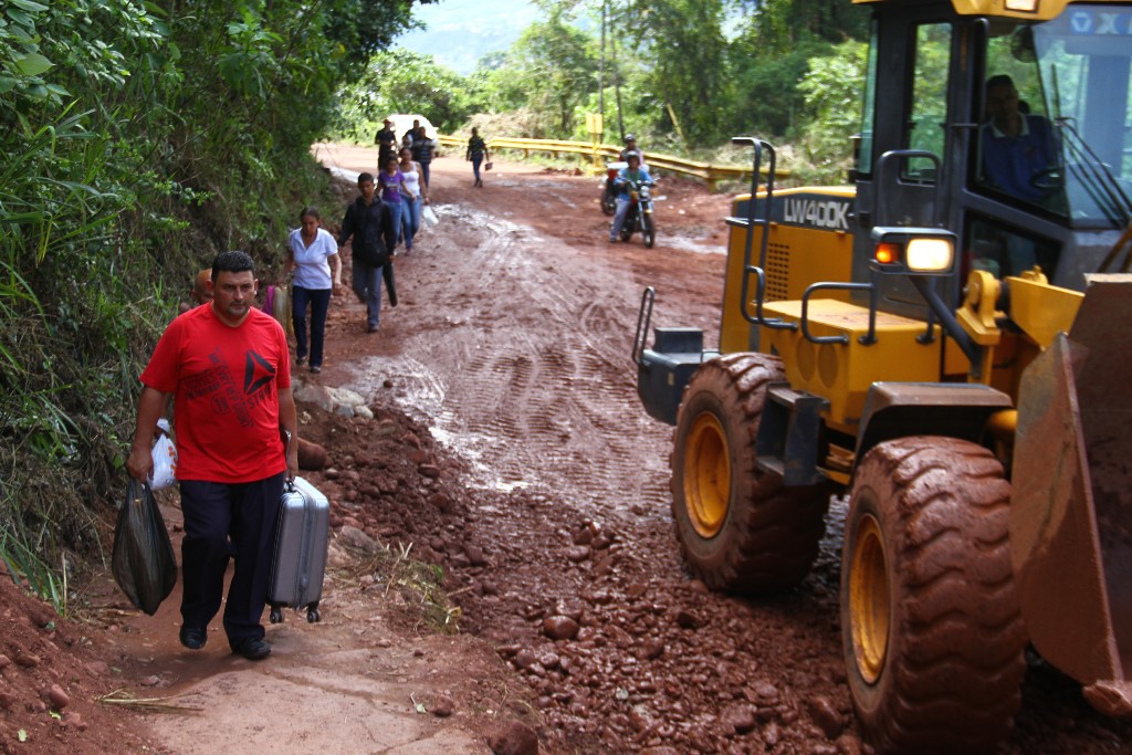 reconstrucción puente San Fafael (12)