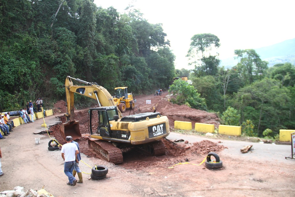 reconstrucción puente San Fafael (4)