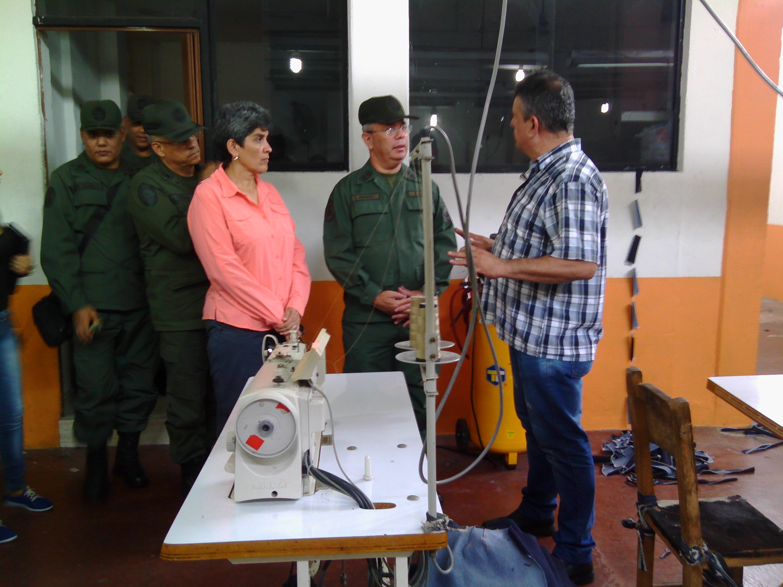 reunión conglomerado textil y calzado, frontera (10)