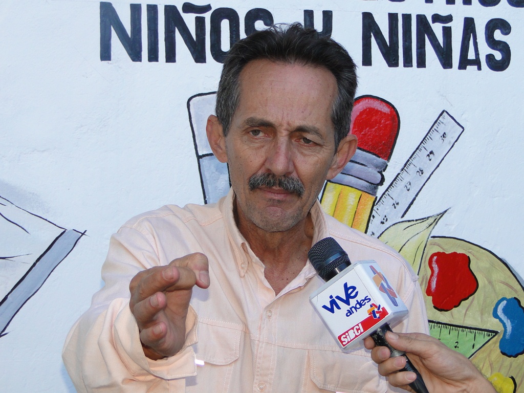 Henrry Parra Director Educación Táchira (2)