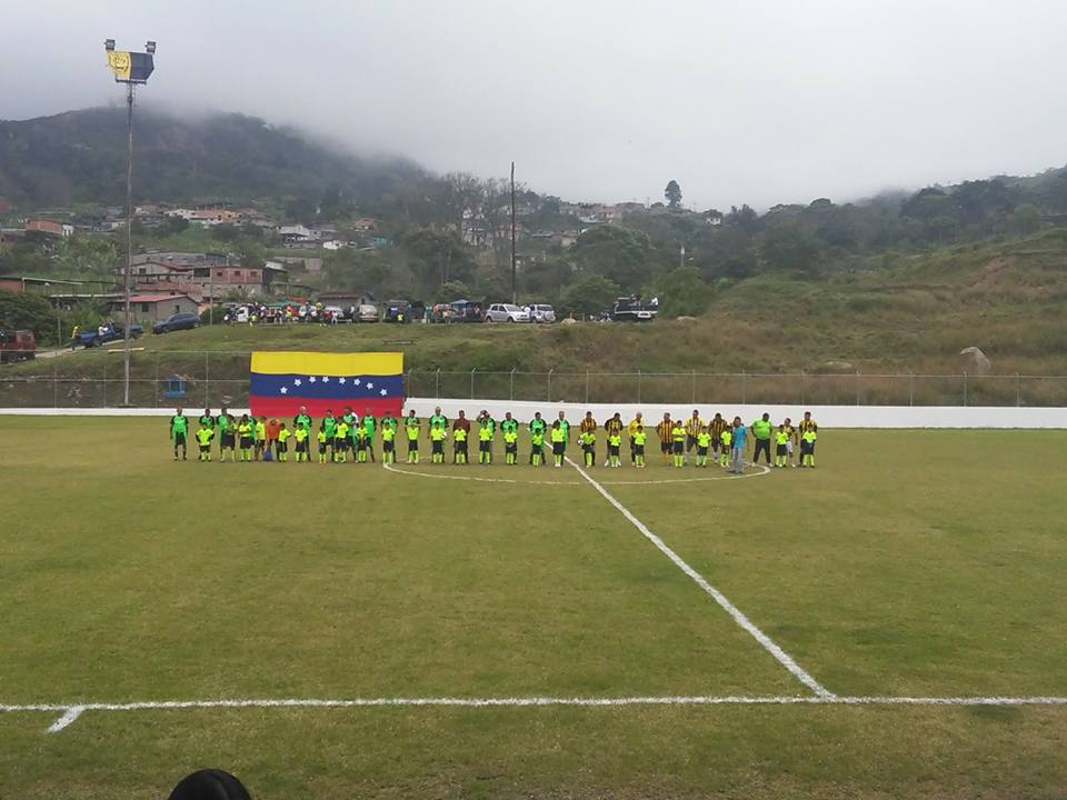 IMG Inauguaración Estadio San José de Bolívar1 (14)