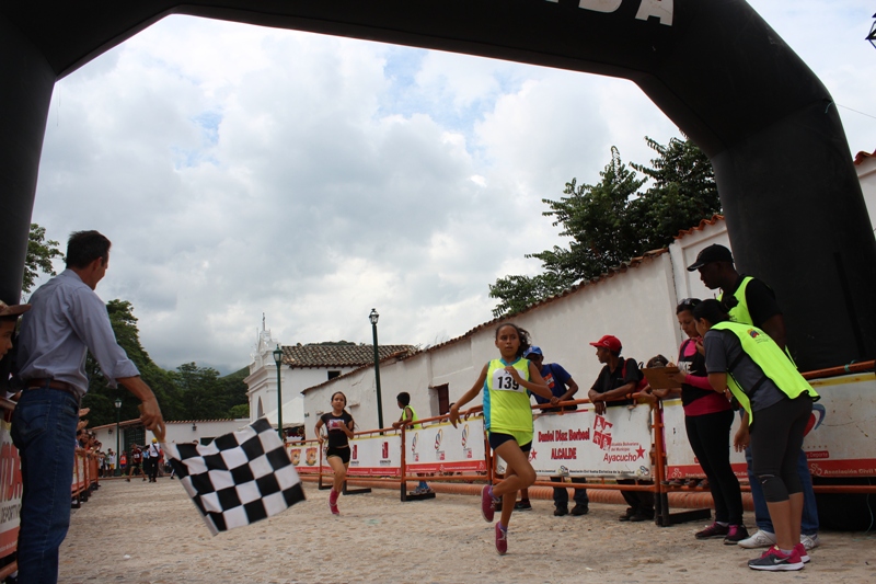 IMG Prensa IDT Masificación Deportiva (3)