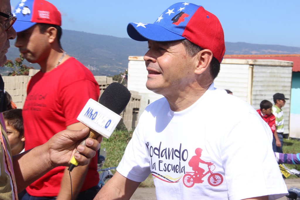 entrega bicicletas, escuela La Curiacha, Lobatera  (123)