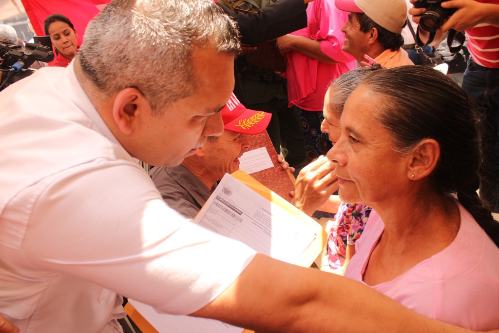 entrega vivienda, Fernando Feo (49)