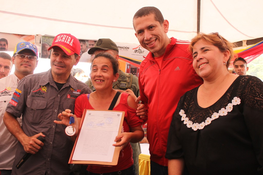 entrega vivienda, Fernando Feo (76)