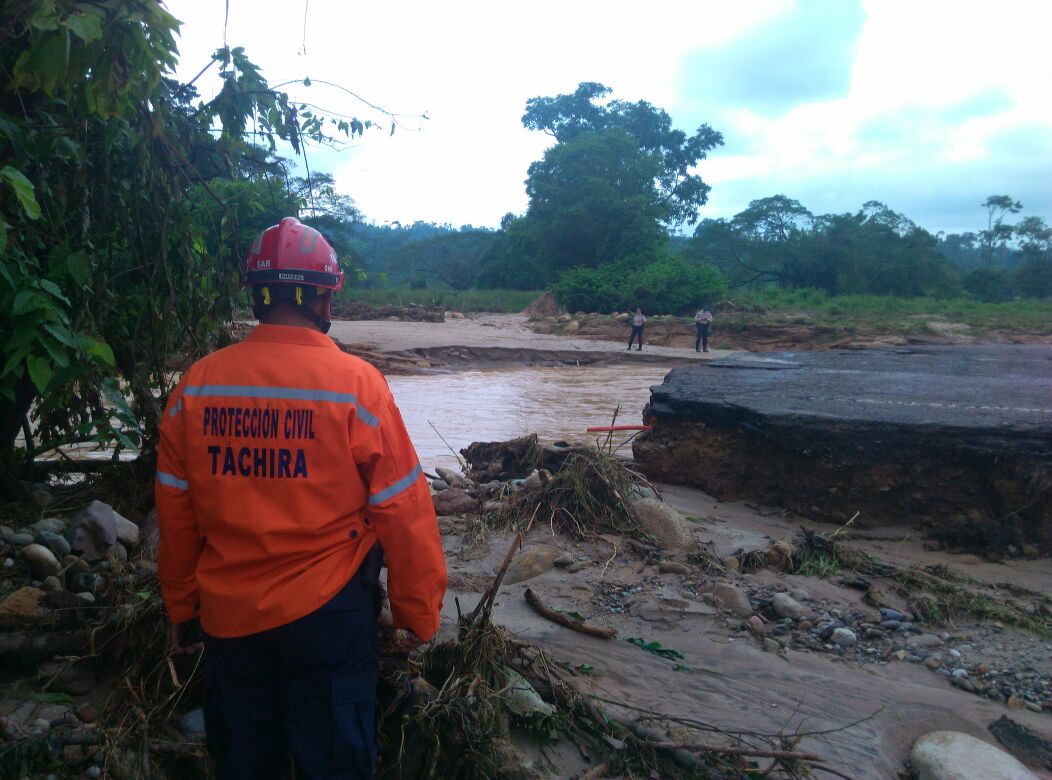 Afectación Zona Norte Fotos PC Tachira (1)