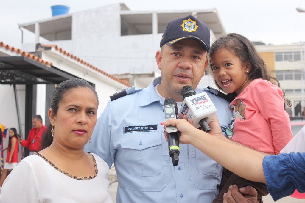 Entrega titularidad de vivienda policias, guasimos  (20)